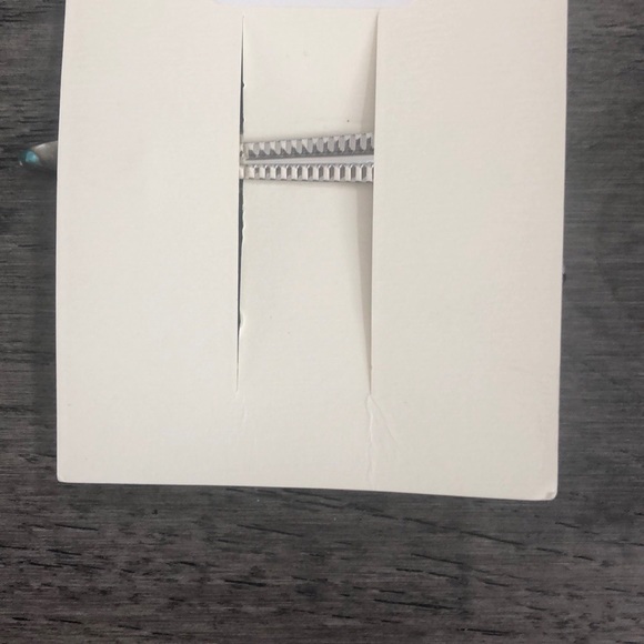 Cost Plus World Market triangle hair clip. - Picture 7 of 7